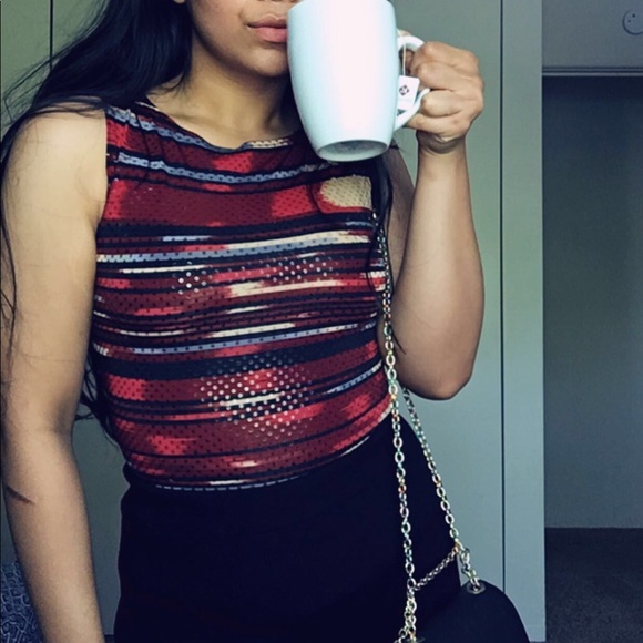 SEQUIN SPARKLE SLEEVELESS SHIRT✨❤️ - Picture 2 of 5